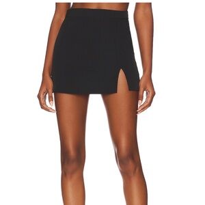Steve Madden Cameron Black Mini Skirt size 6 NWT